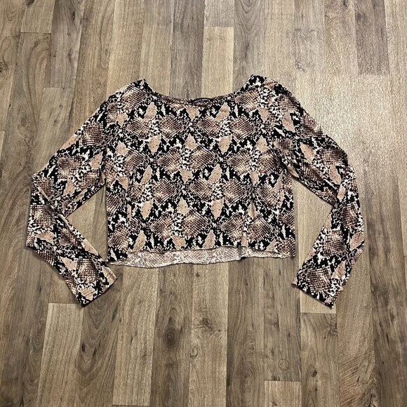 Mario Serrani Italy Snake Skin Print Cropped Long Sleeve Top Size Small - Picture 1 of 5